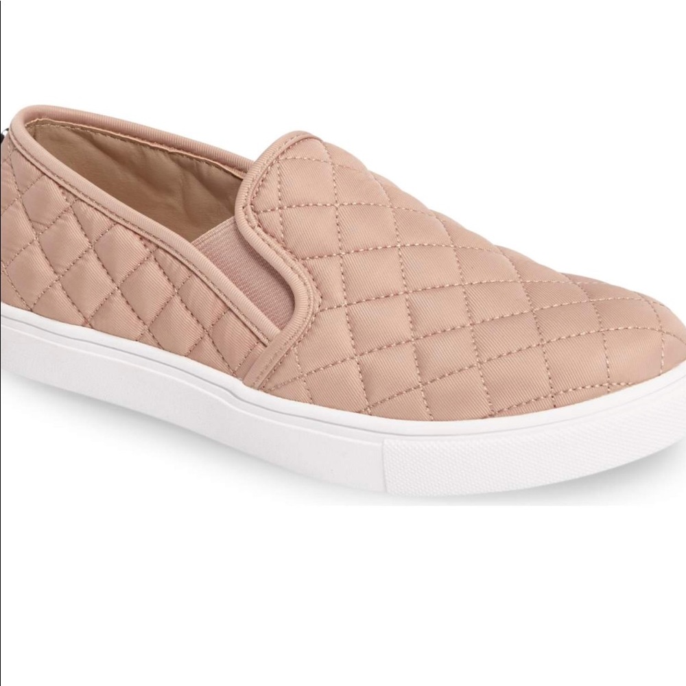 Steve Madden slip ons